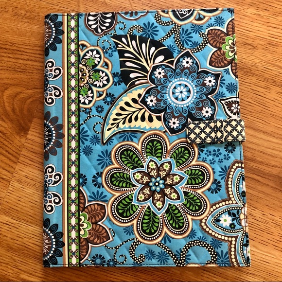 Vera Bradley Other - Vera Bradley Hardcover Portfolio